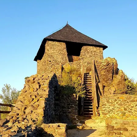 Galagonya Vendeghaz-hegyvideki Szallashely بيت للعطل Salgótarján