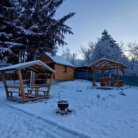 Galagonya Vendeghaz-hegyvideki Szallashely بيت للعطل