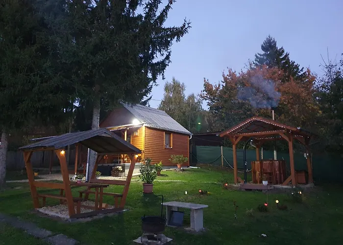 Galagonya Vendeghaz-hegyvideki Szallashely * Salgótarján